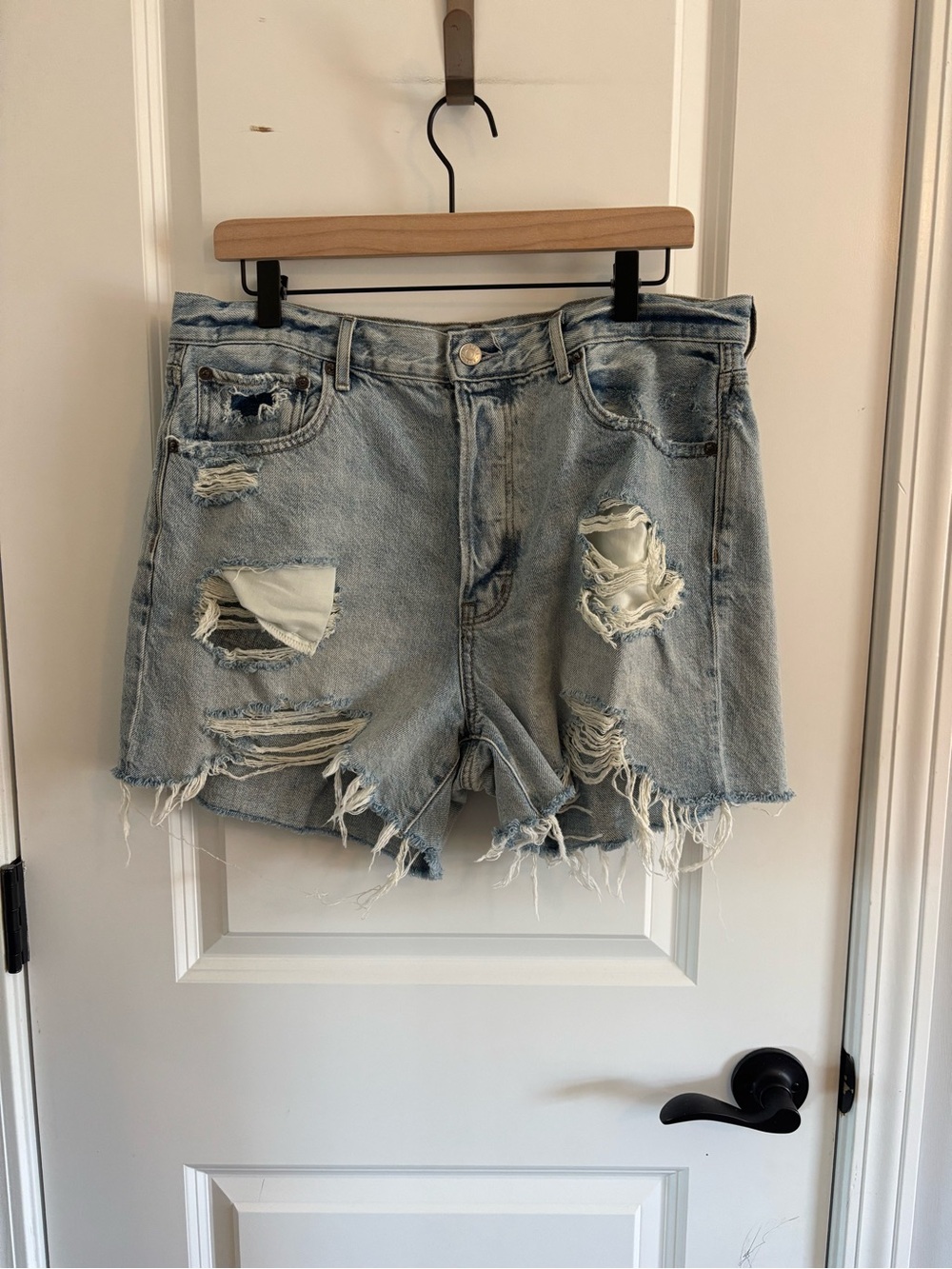 American Eagle Outfitters Light Wash Distressed Denim Shorts